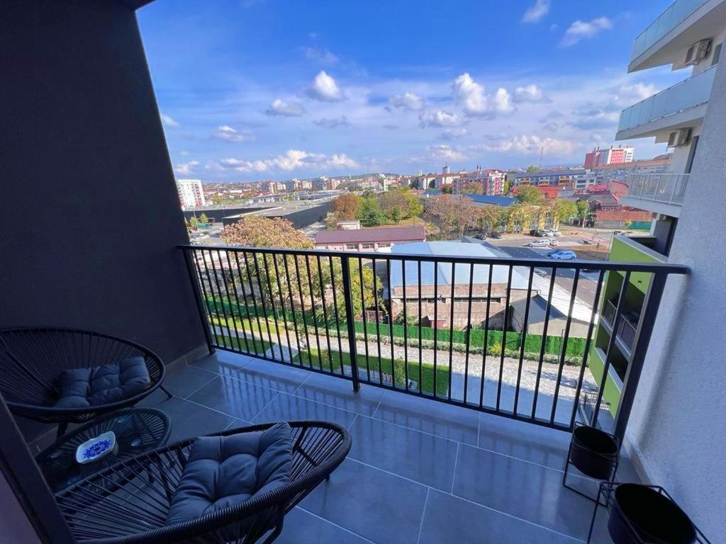 Soho Aparthotel Орадеа Екстериор снимка