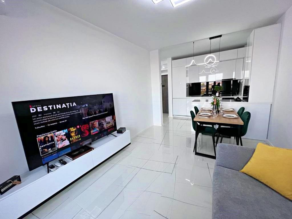 Soho Aparthotel Орадеа Екстериор снимка